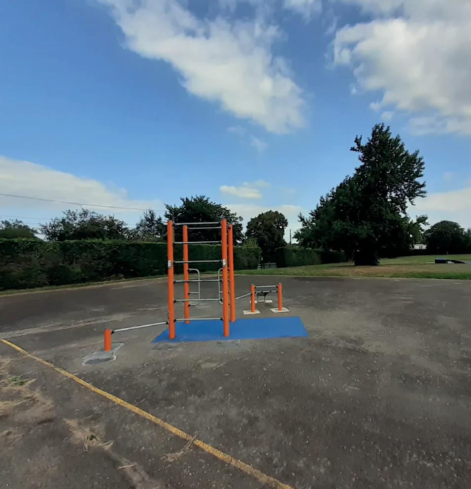 Zone d’échauffement ludique & sportif — design actif Pro Urba, Le Lude (72)